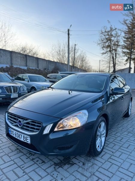 Седан Volvo S60 2012 в Тернополі