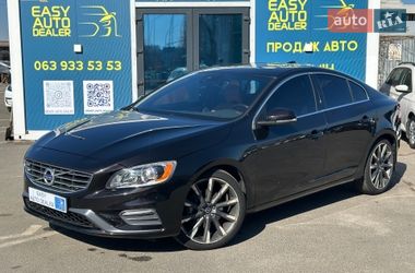 Седан Volvo S60 2014 в Києві