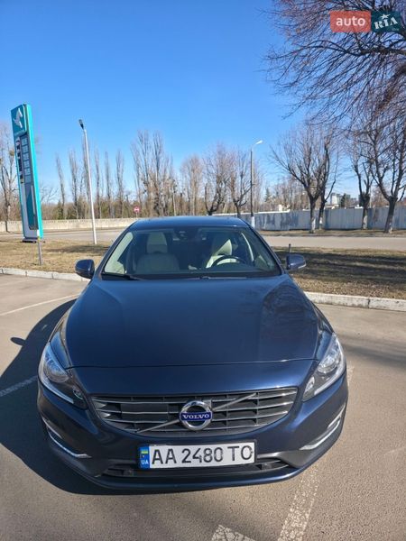 Volvo S60 2015