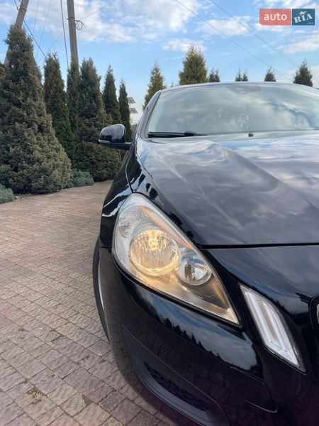 Седан Volvo S60 2012 в Калуше