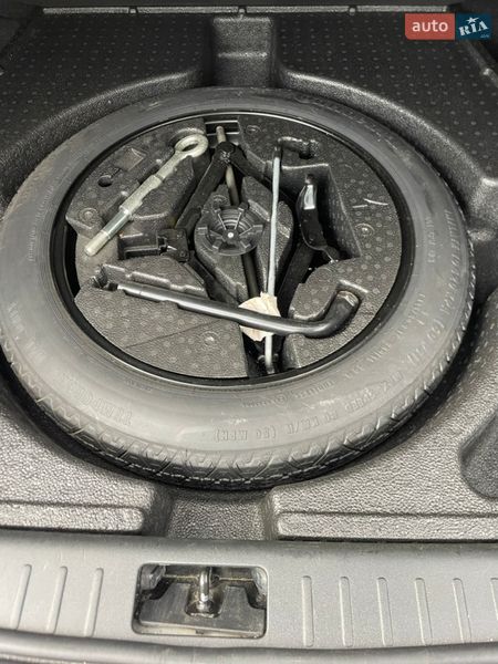 Седан Volvo S60 2012 в Калуше