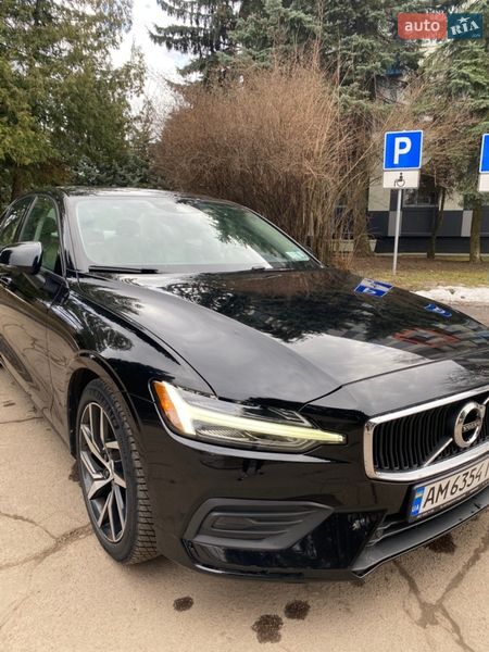 Седан Volvo S60 2019 в Житомирі