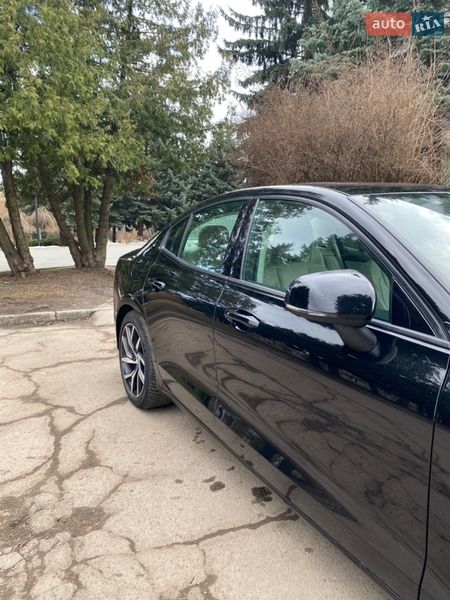 Седан Volvo S60 2019 в Житомирі