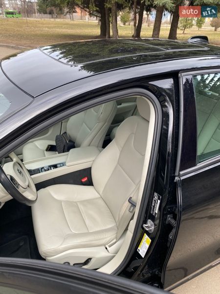 Седан Volvo S60 2019 в Житомирі