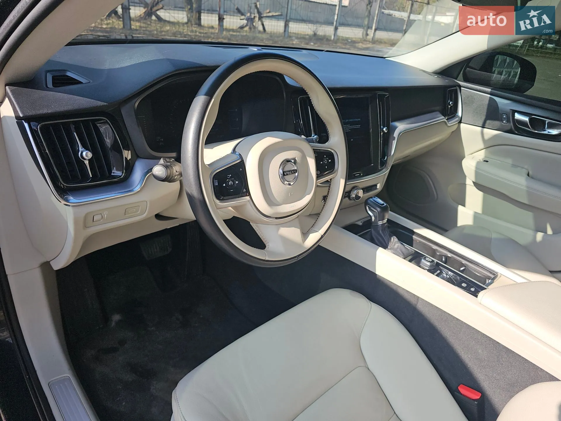 2019 Volvo S60 - мініатюра 12