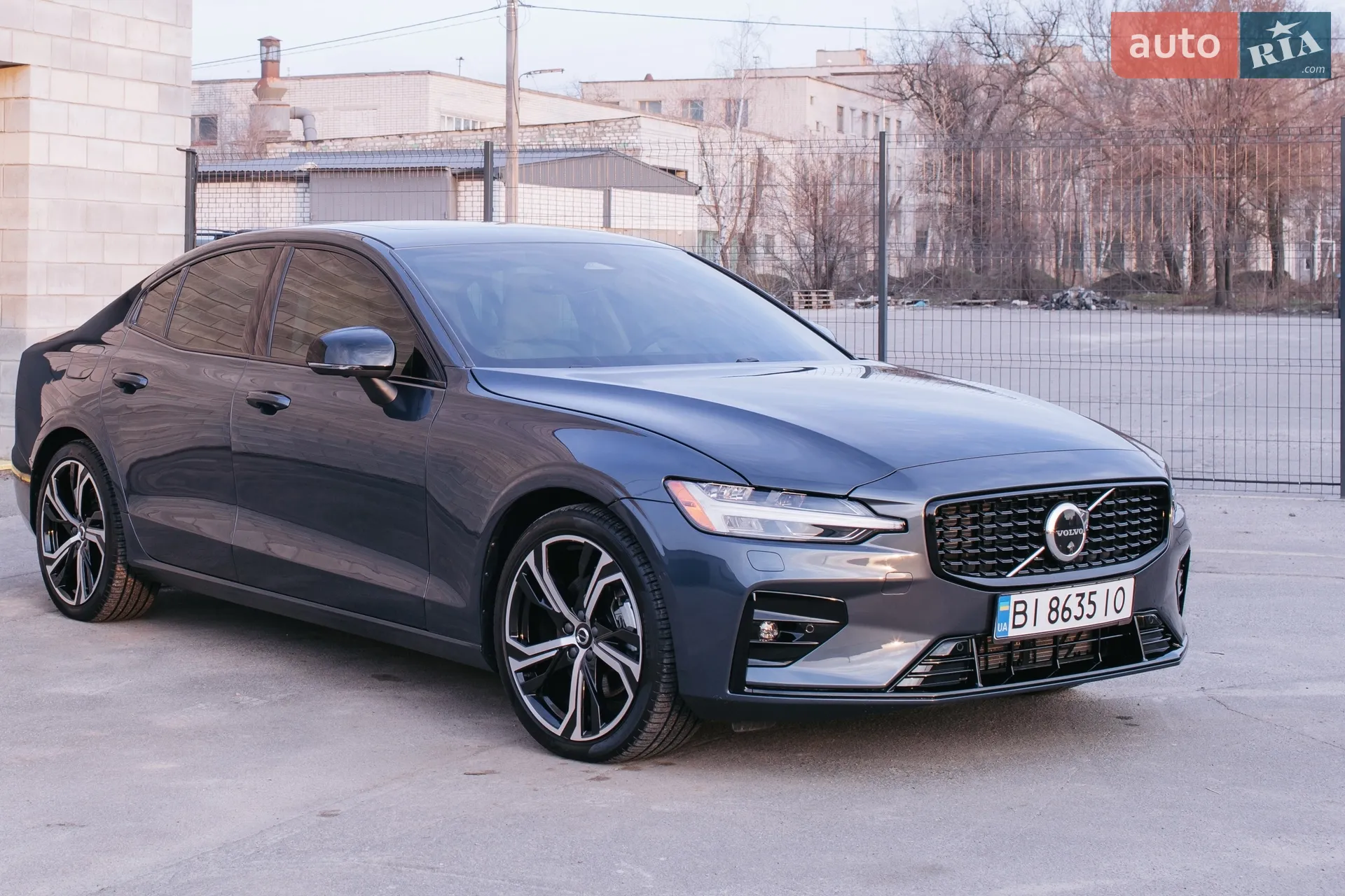 2023 Volvo S60 - мініатюра 13