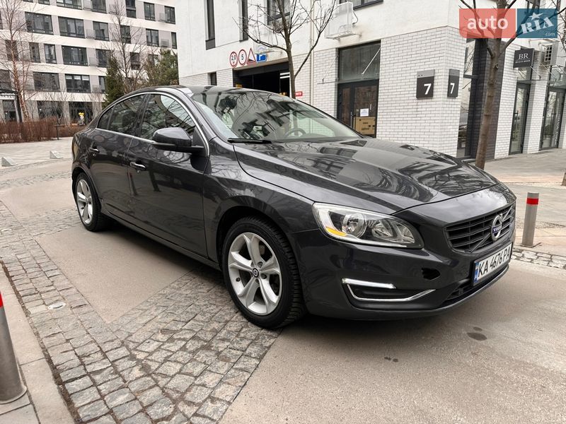 Седан Volvo S60 2015 в Киеве фото 3 Седан Volvo S60 2015 в Киеве