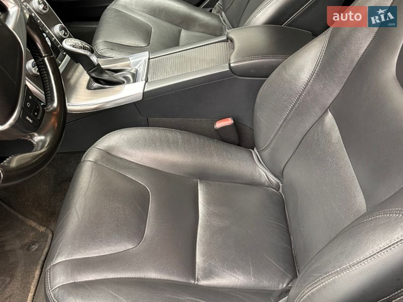 Седан Volvo S60 2015 в Киеве фото 25 Седан Volvo S60 2015 в Киеве