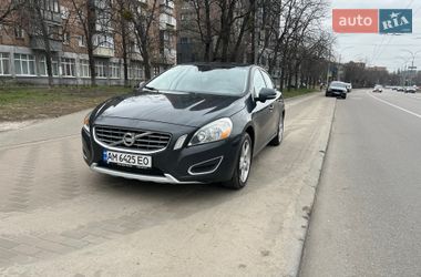 Седан Volvo S60 2011 в Киеве