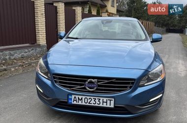 Седан Volvo S60 2014 в Петропавлівській Борщагівці