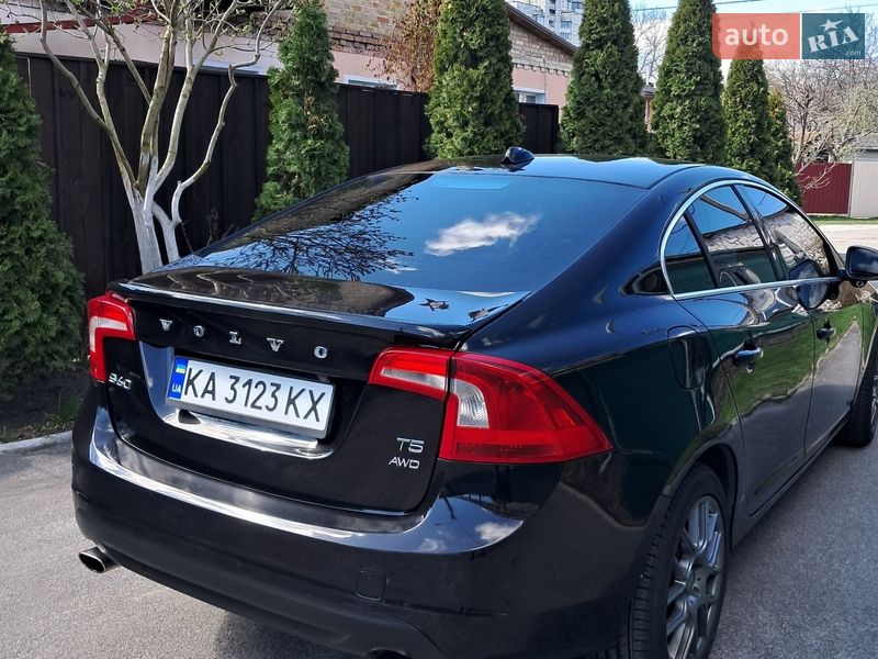 Седан Volvo S60 2013 в Києві