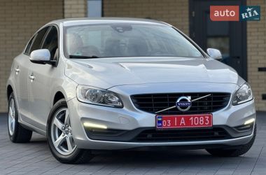 Седан Volvo S60 2016 в Радивилове
