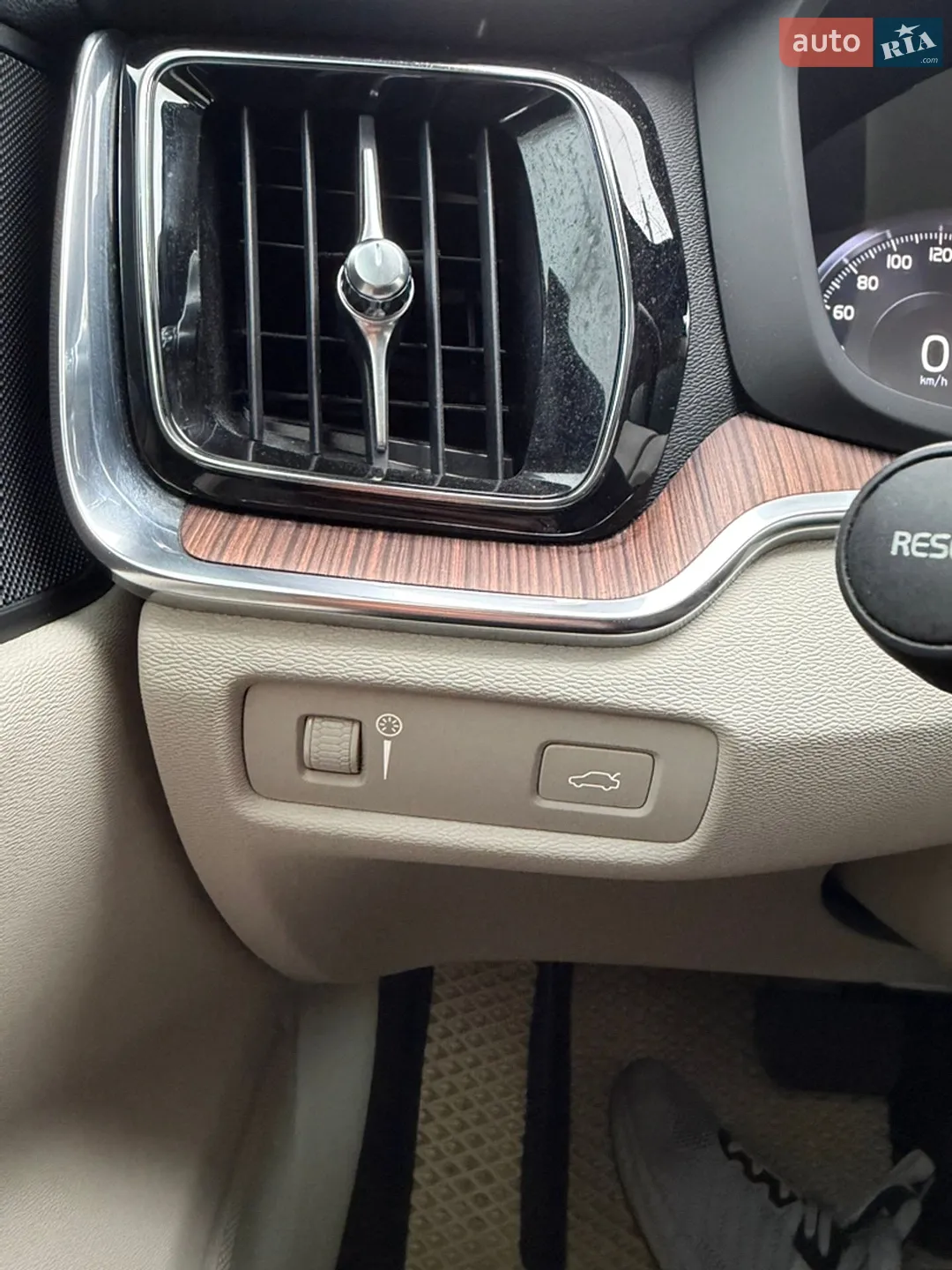 2020 Volvo S60 - мініатюра 28