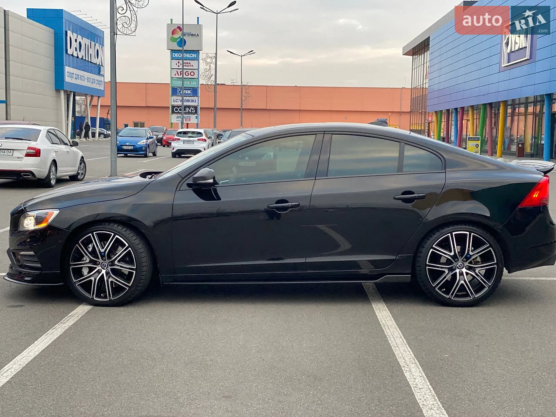 2017 Volvo S60 - мініатюра 9