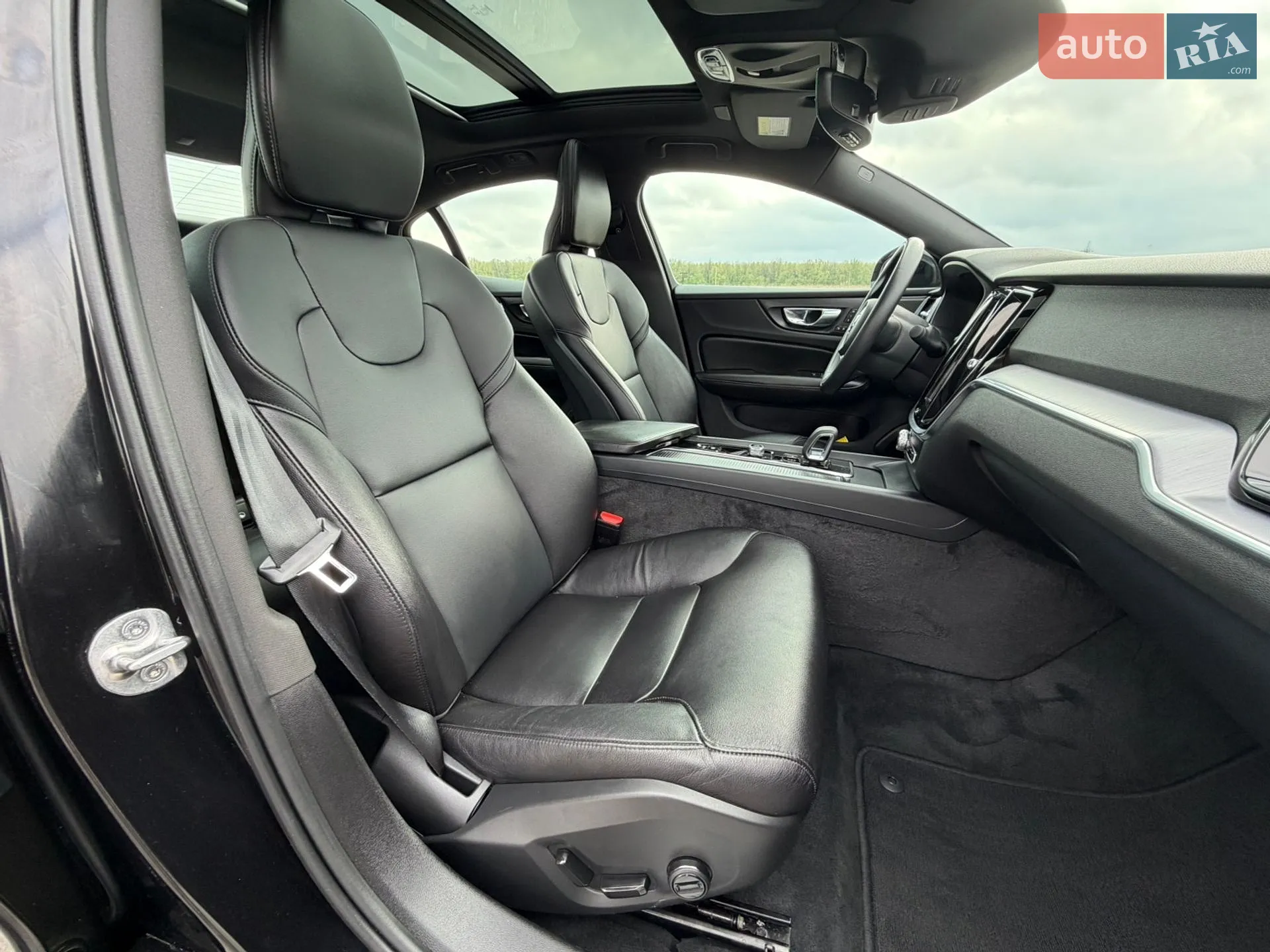 2022 Volvo S60 - мініатюра 28