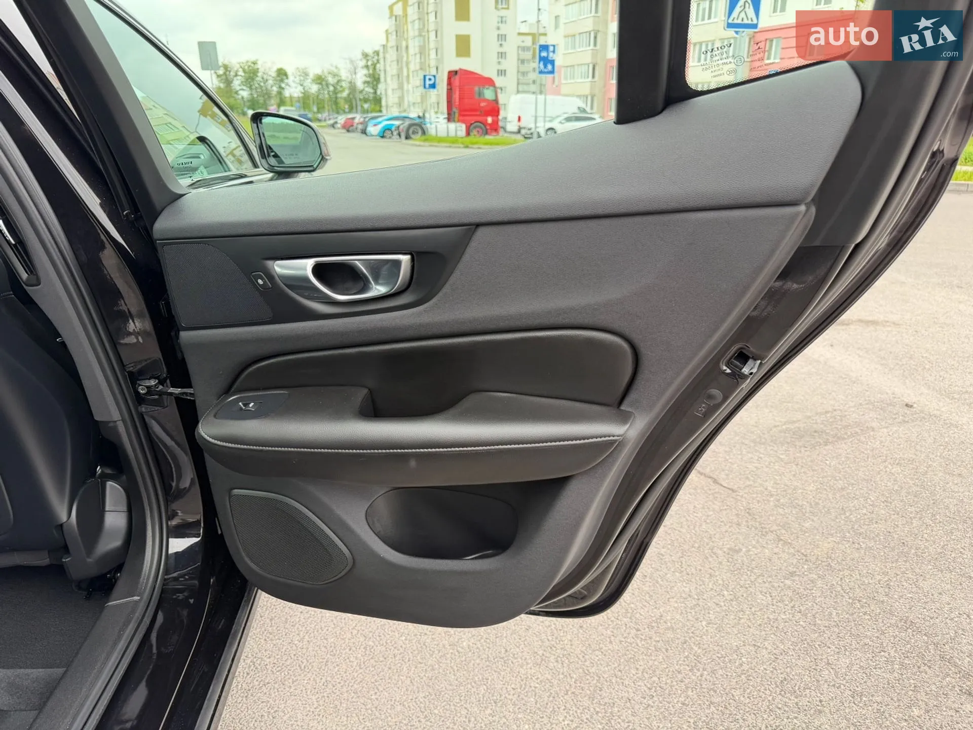 2022 Volvo S60 - мініатюра 34