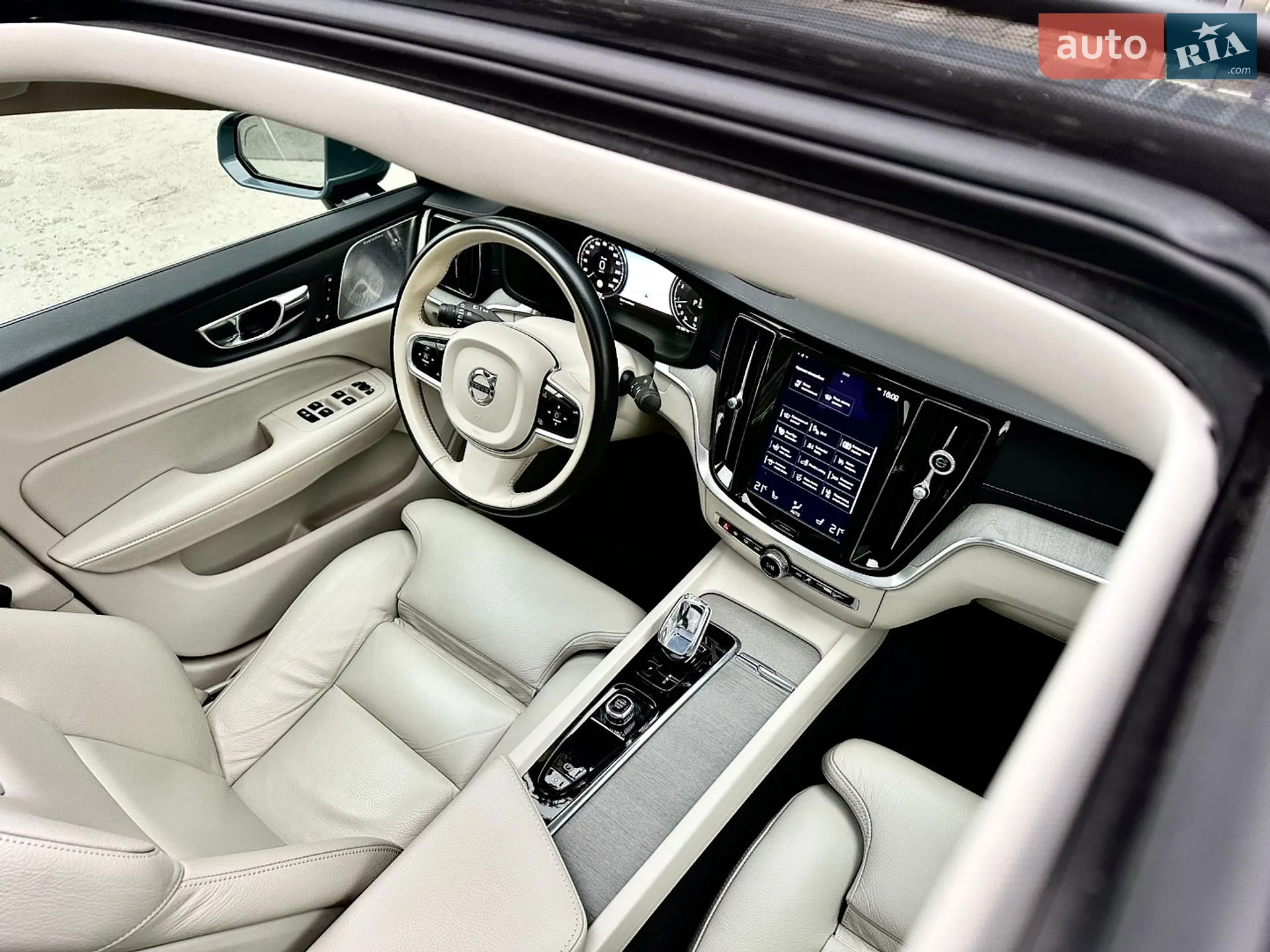 2021 Volvo S60 - мініатюра 24