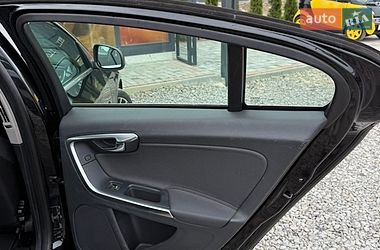 Седан Volvo S60 2011 в Стрые