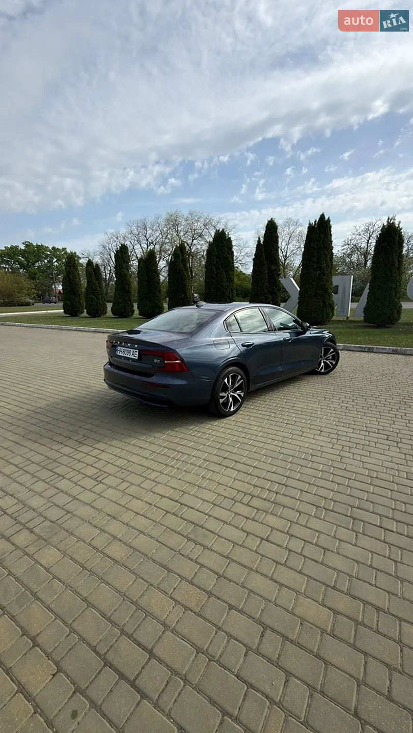2024 Volvo S60 - мініатюра 4