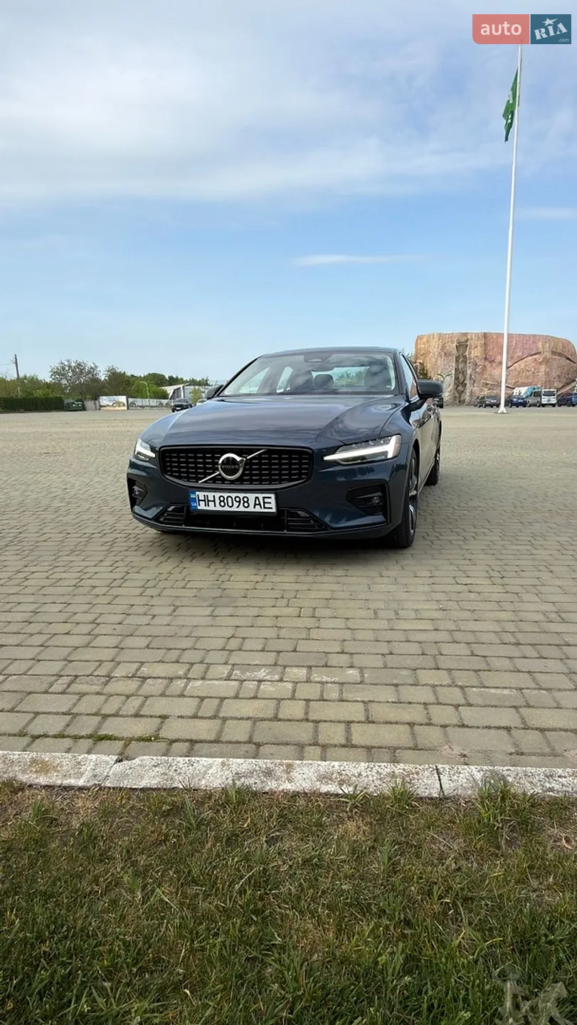2024 Volvo S60 - мініатюра 13