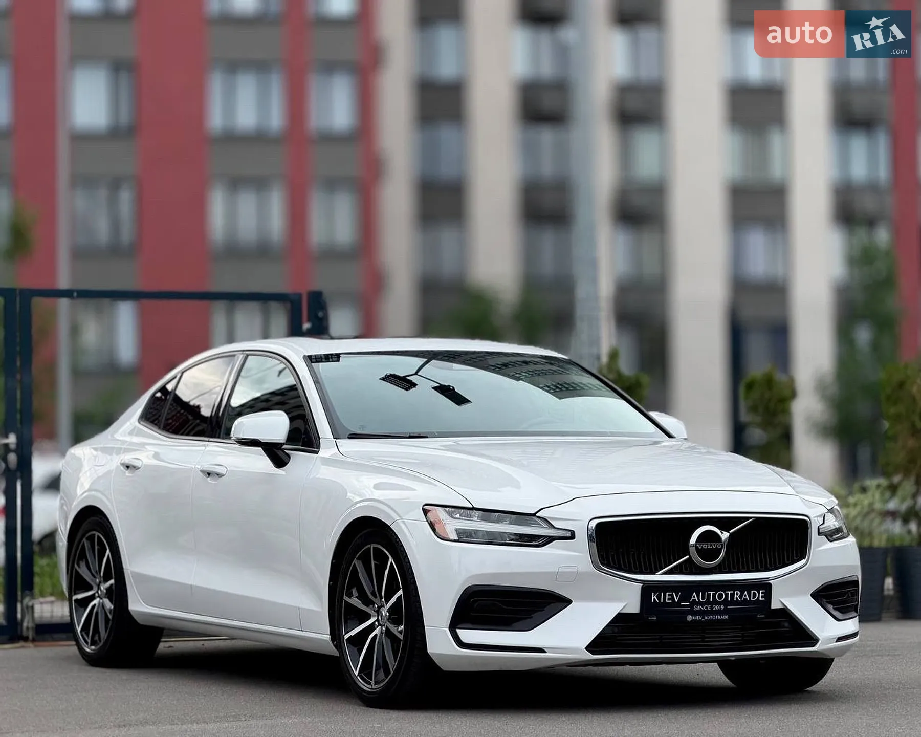 2019 Volvo S60 - мініатюра 6