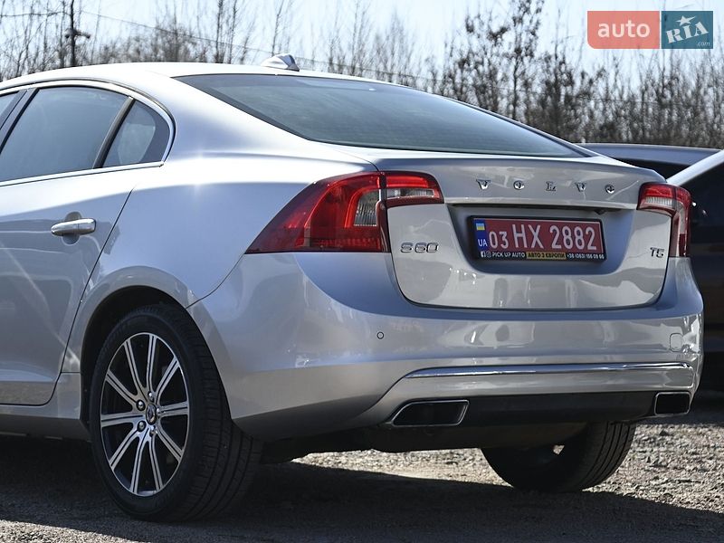 Седан Volvo S60 2018 в Бердичеве