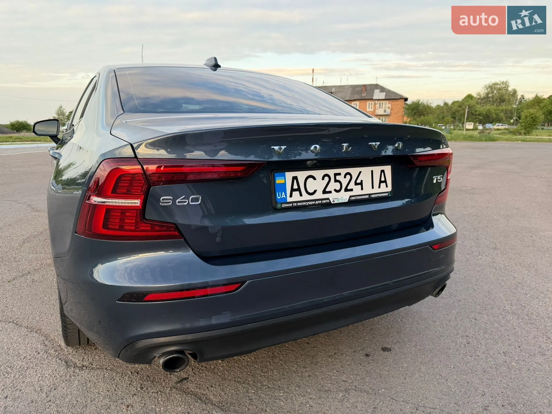 2019 Volvo S60 - мініатюра 11