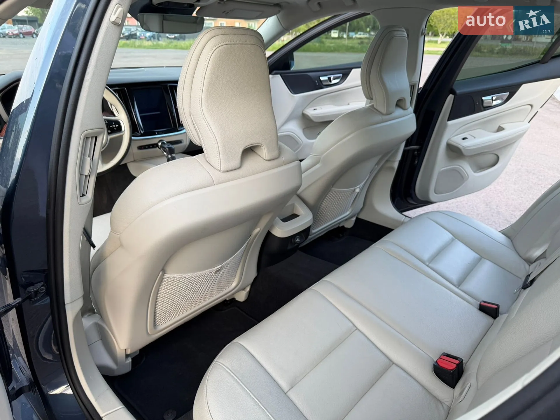 2019 Volvo S60 - мініатюра 35