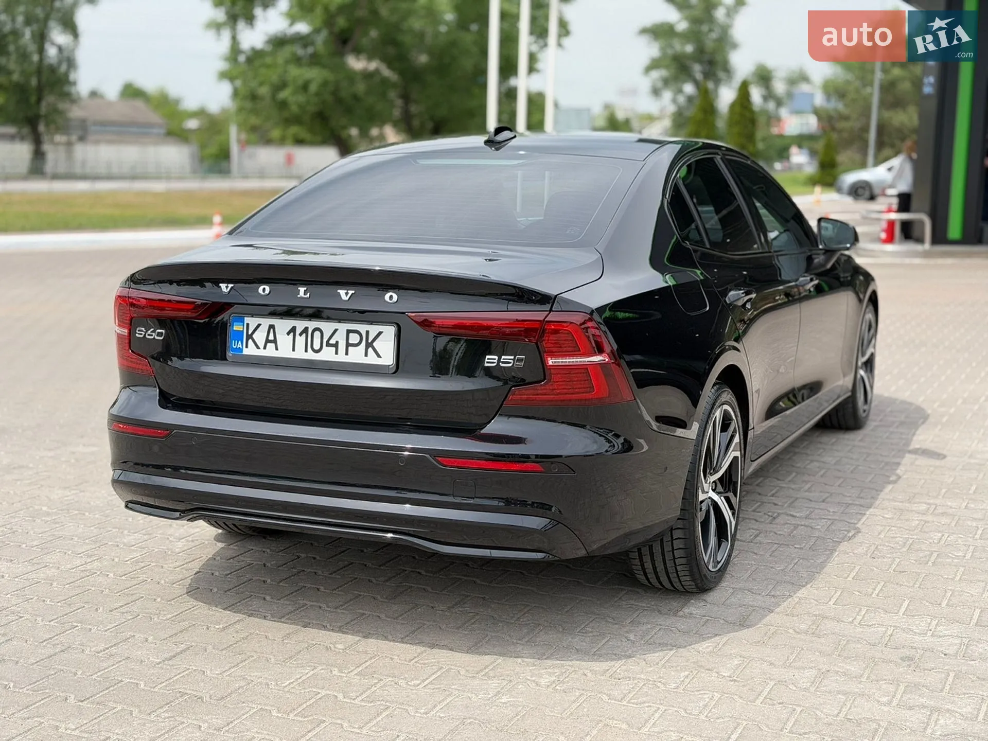2023 Volvo S60 - мініатюра 11