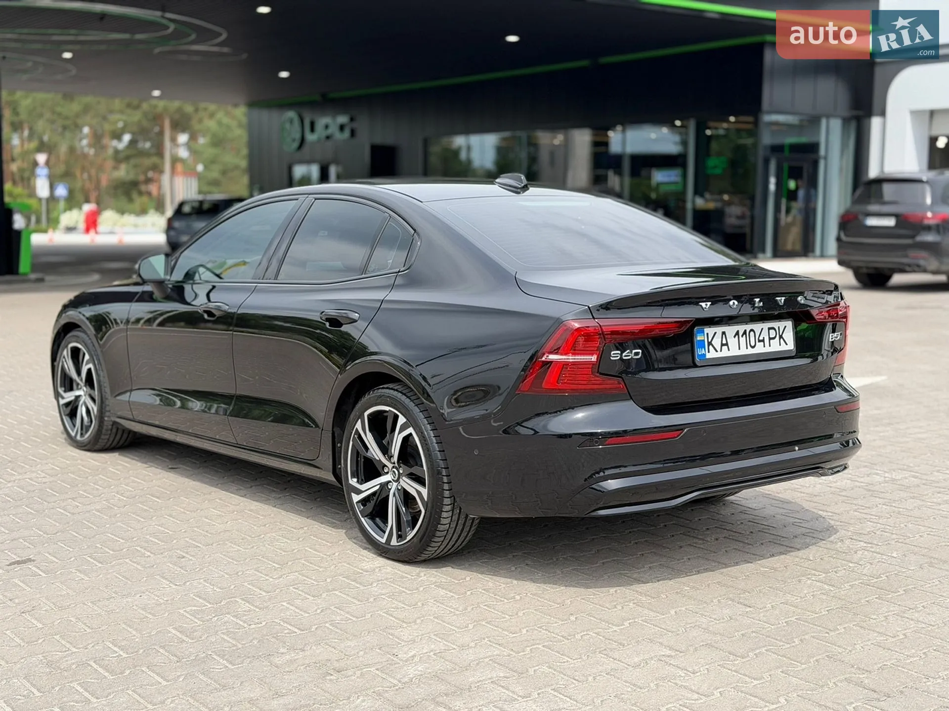 2023 Volvo S60 - мініатюра 15