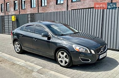 Седан Volvo S60 2012 в Житомире