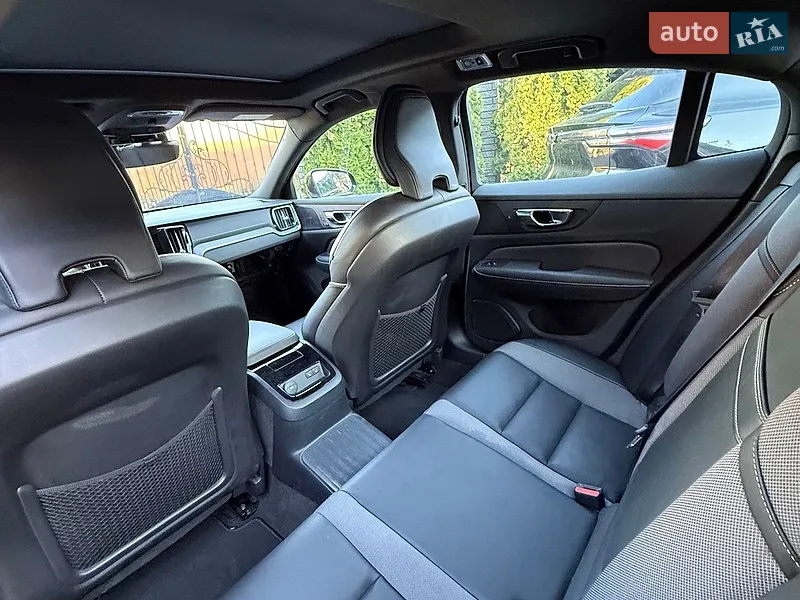Volvo S60 2021 VIN 7JRBR0FM1MG113074 фото оголошення 9 з 55