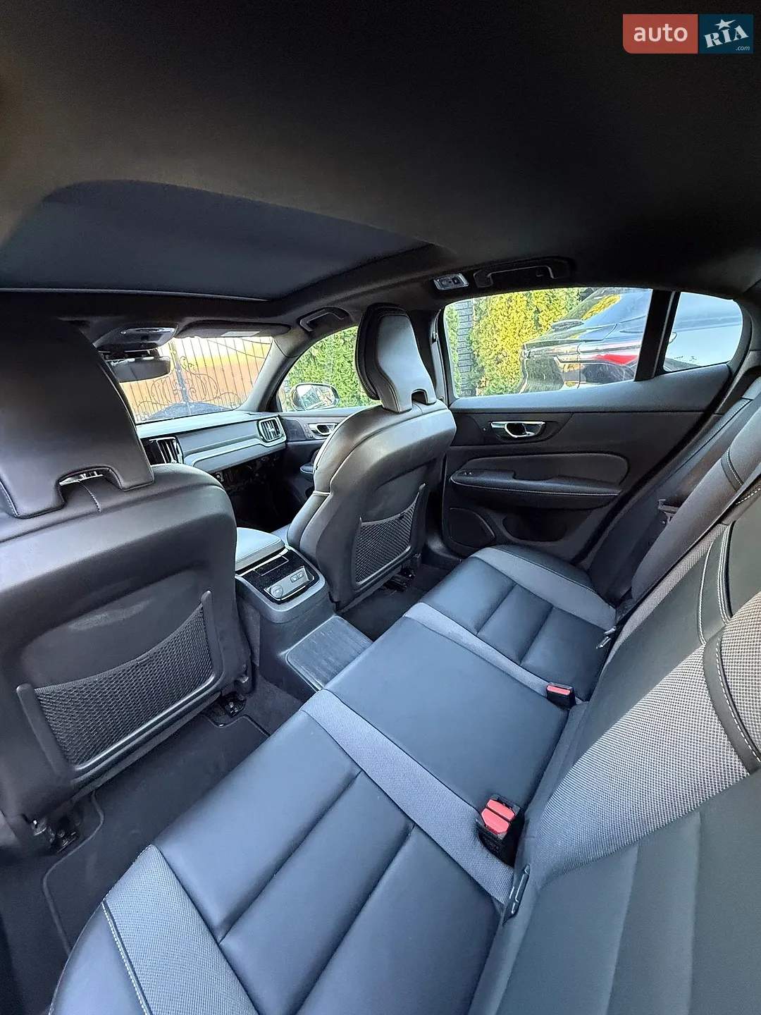 2021 Volvo S60 - мініатюра 9