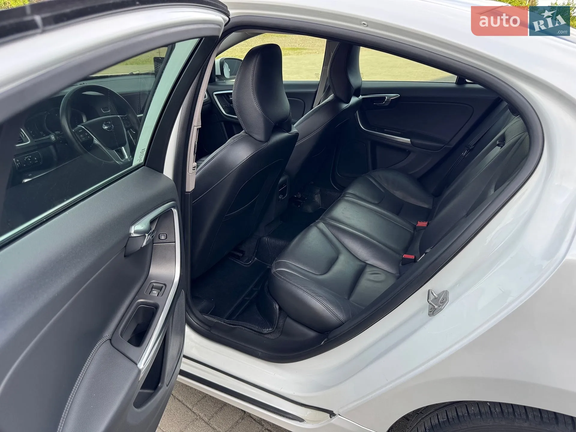 2015 Volvo S60 - мініатюра 26