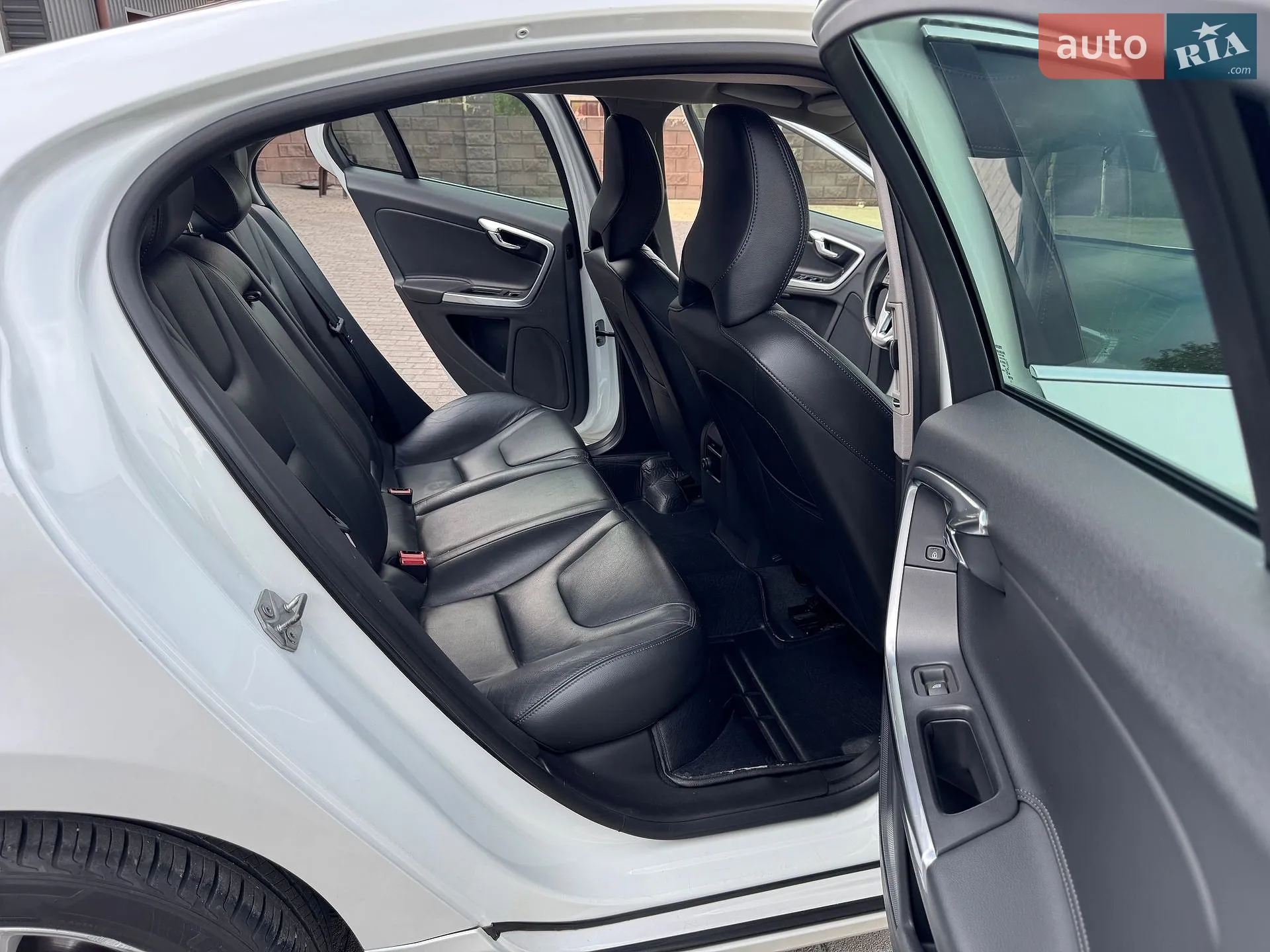 2015 Volvo S60 - мініатюра 33