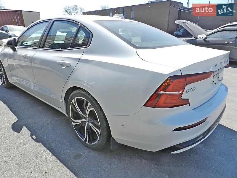 Volvo S60