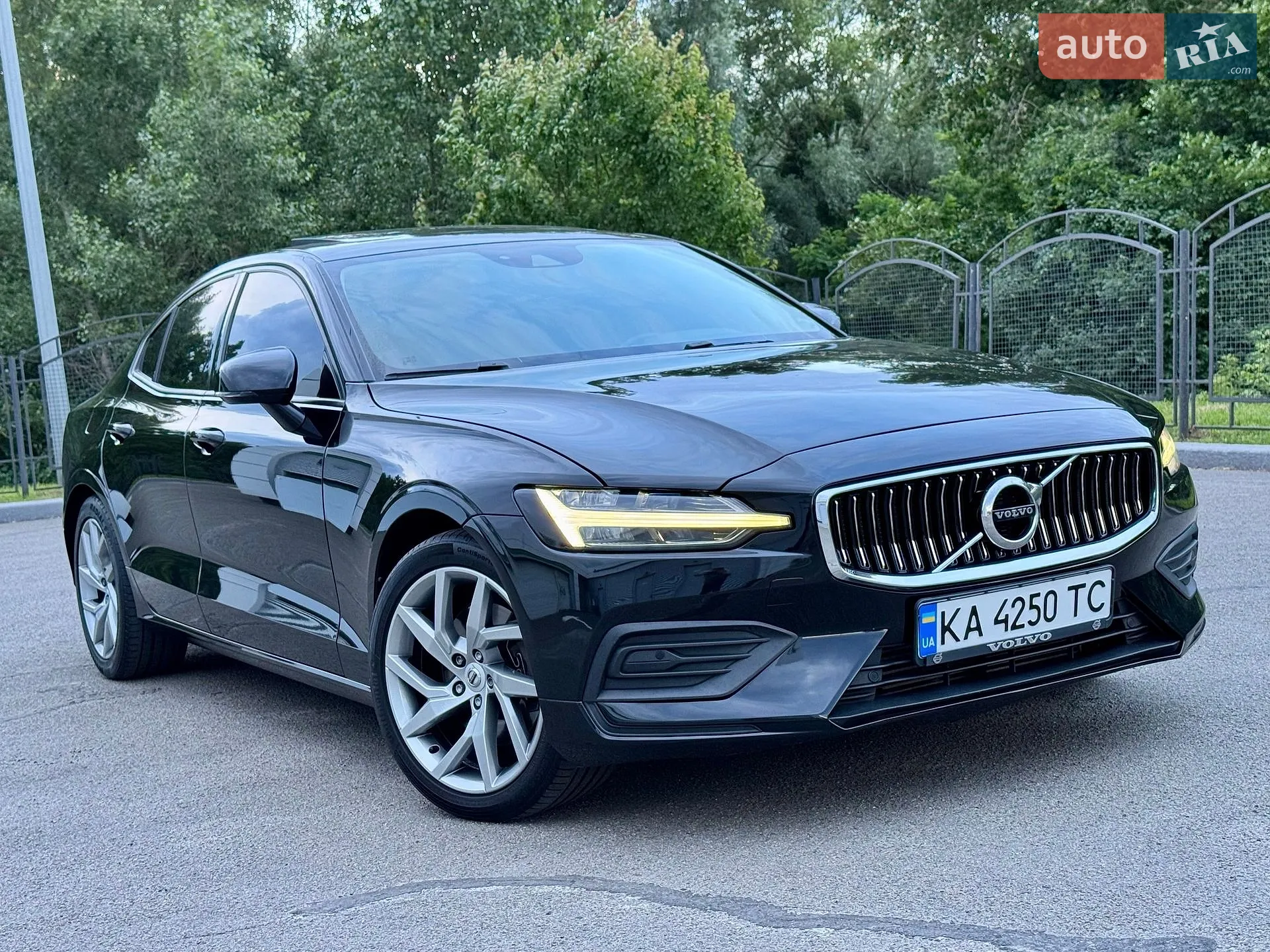 2020 Volvo S60 - мініатюра 3