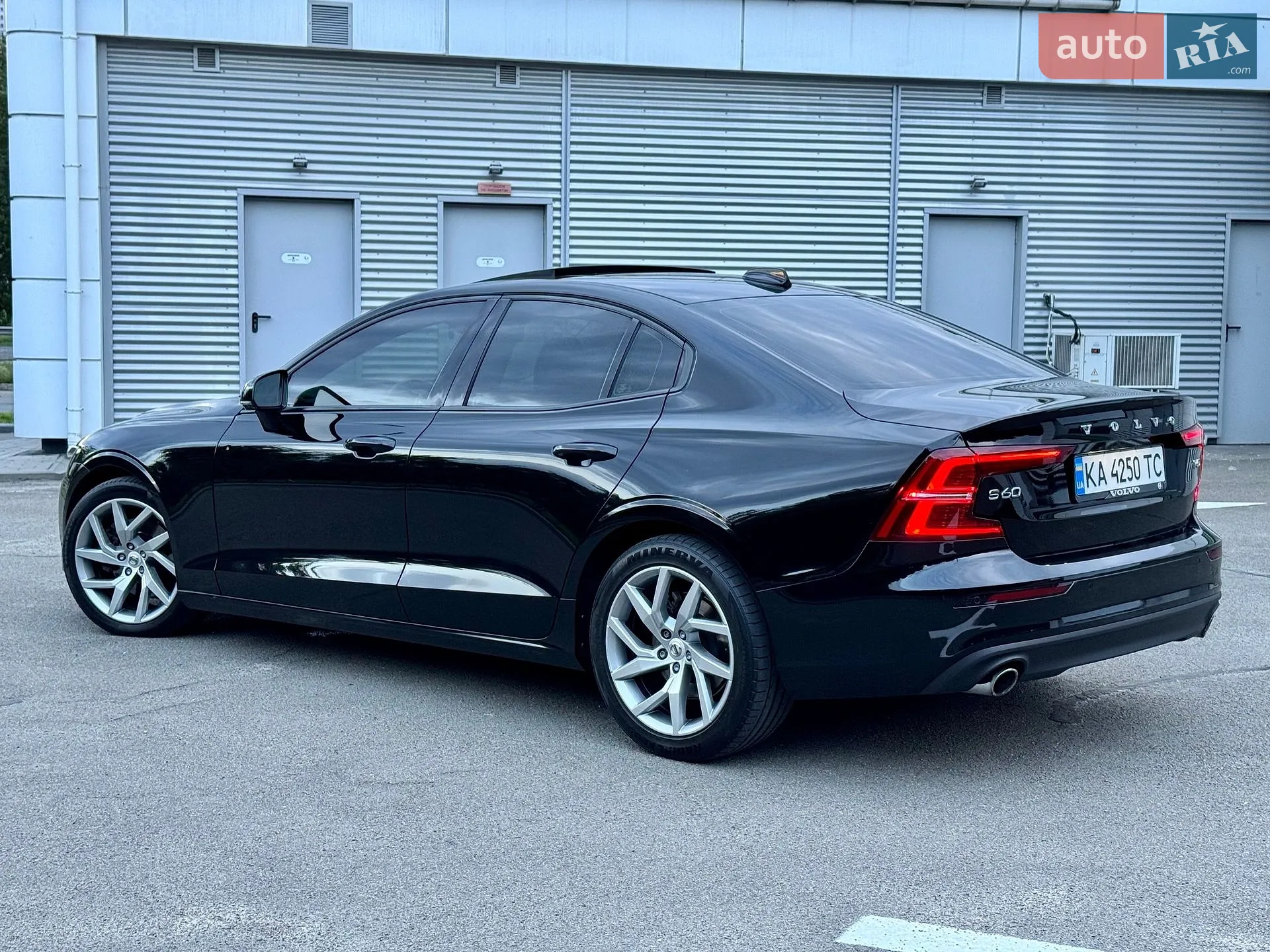 2020 Volvo S60 - мініатюра 9