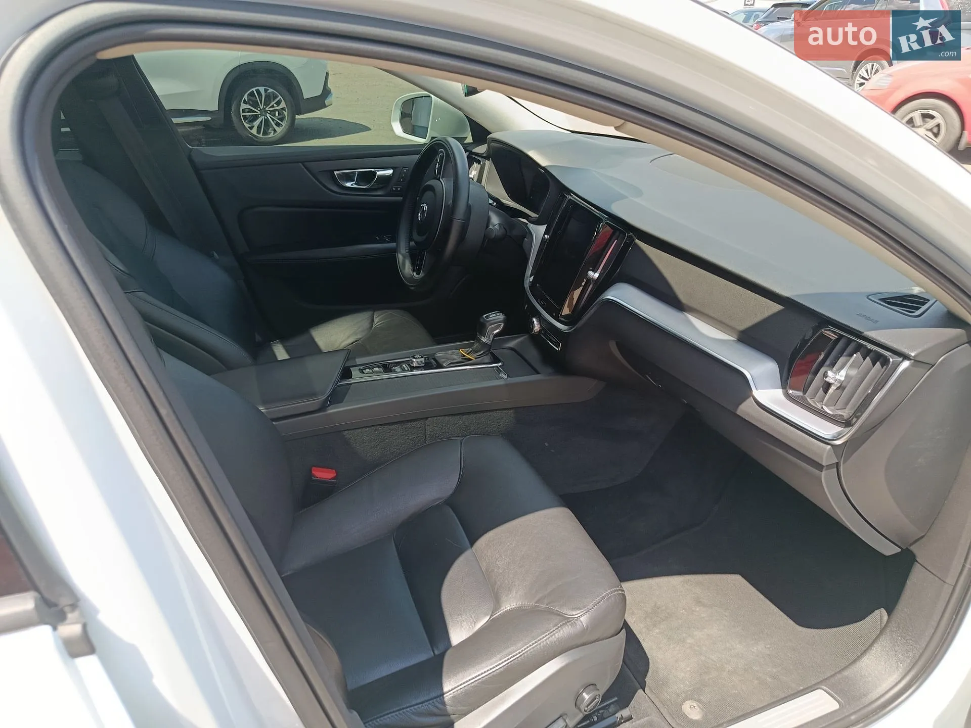 2019 Volvo S60 - мініатюра 9