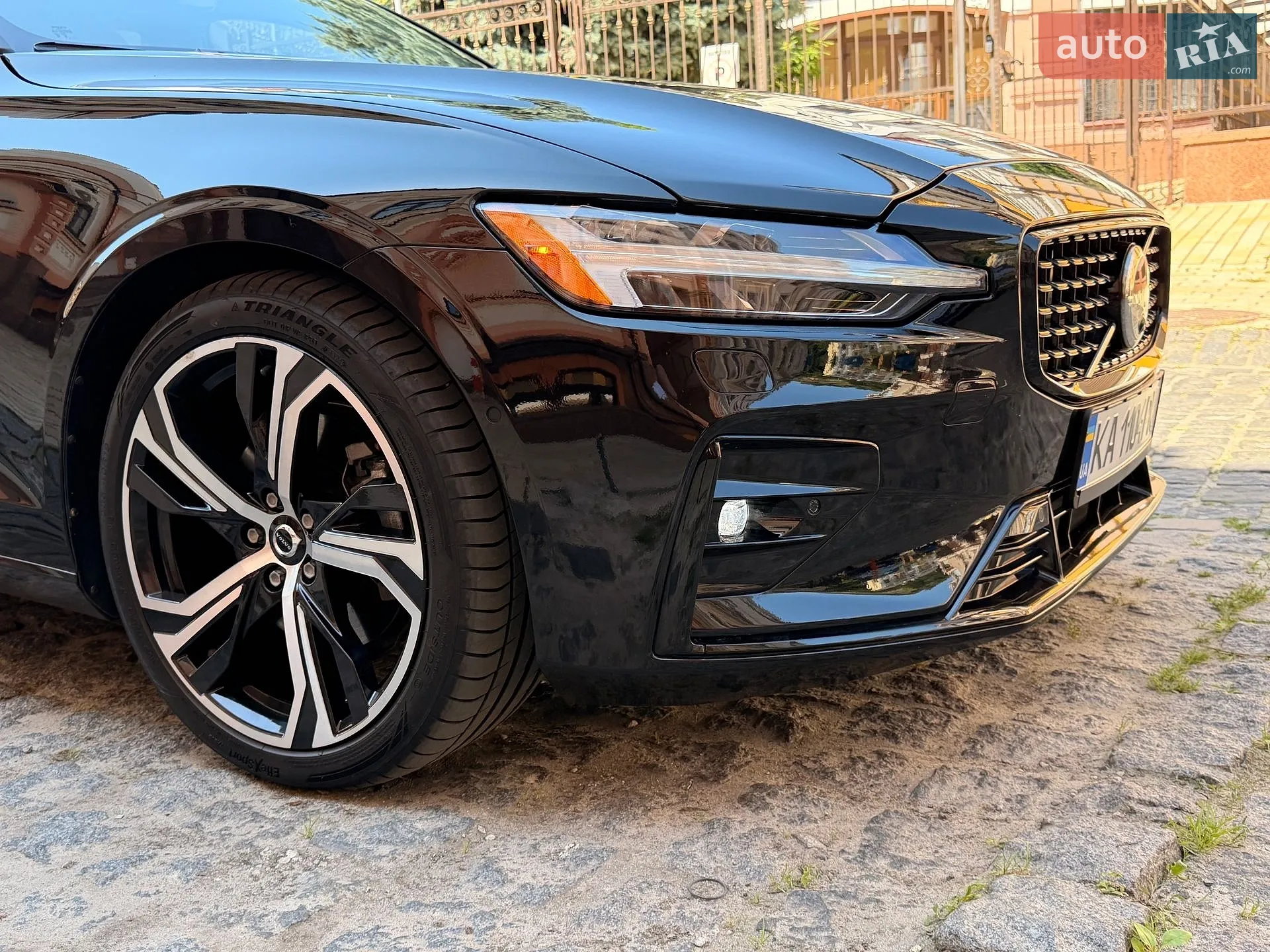 2023 Volvo S60 - мініатюра 12