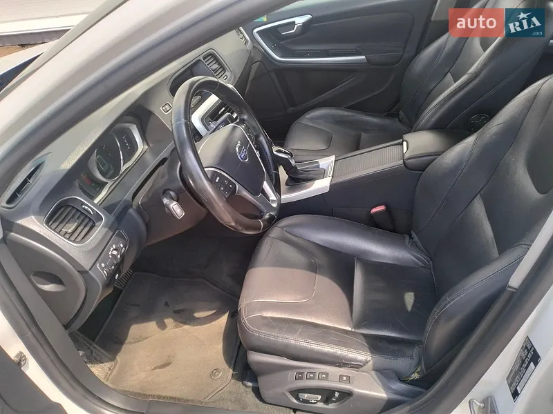 Volvo S60 2014 VIN YV140MFB9F2308339 фото оголошення 16 з 78