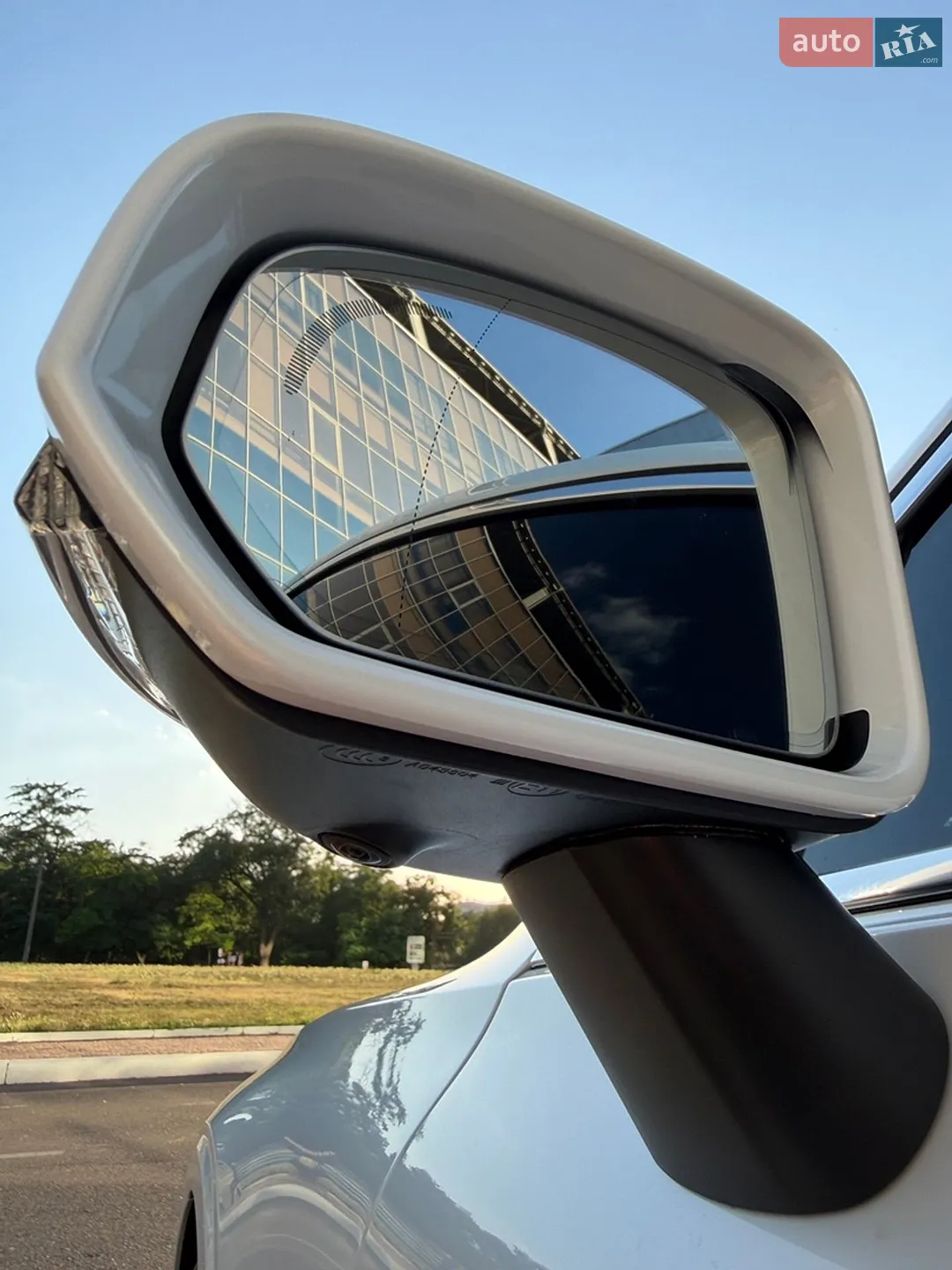 2023 Volvo S60 - мініатюра 7