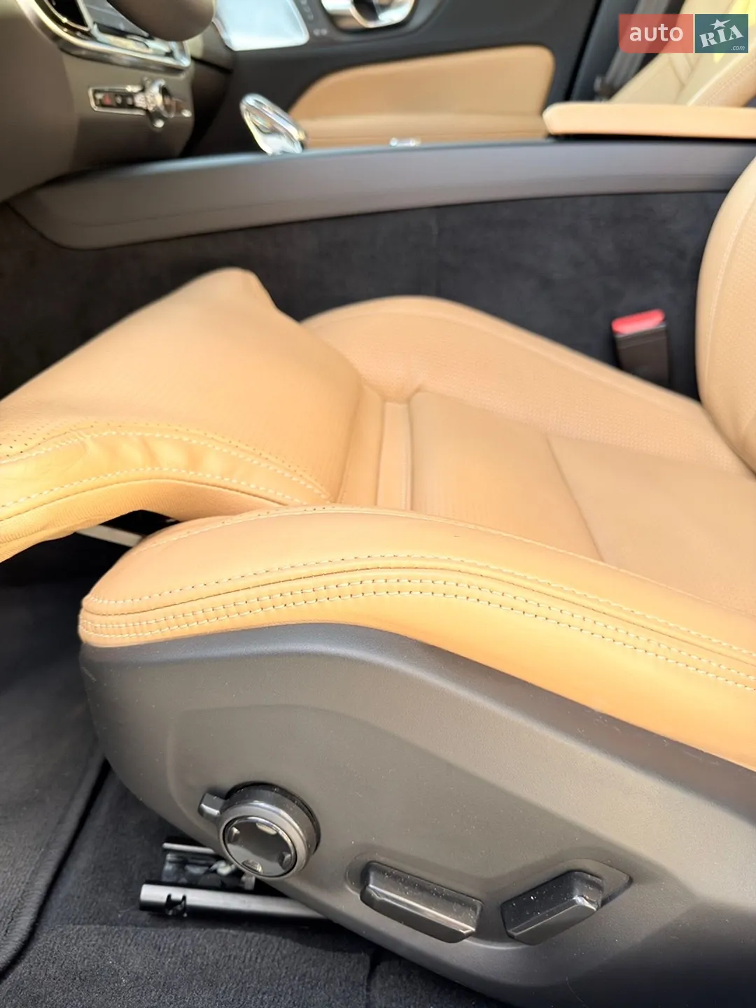 2023 Volvo S60 - мініатюра 24