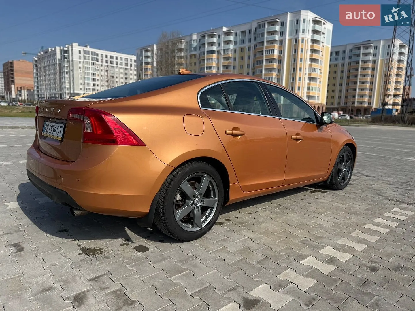 2010 Volvo S60 - фото 1