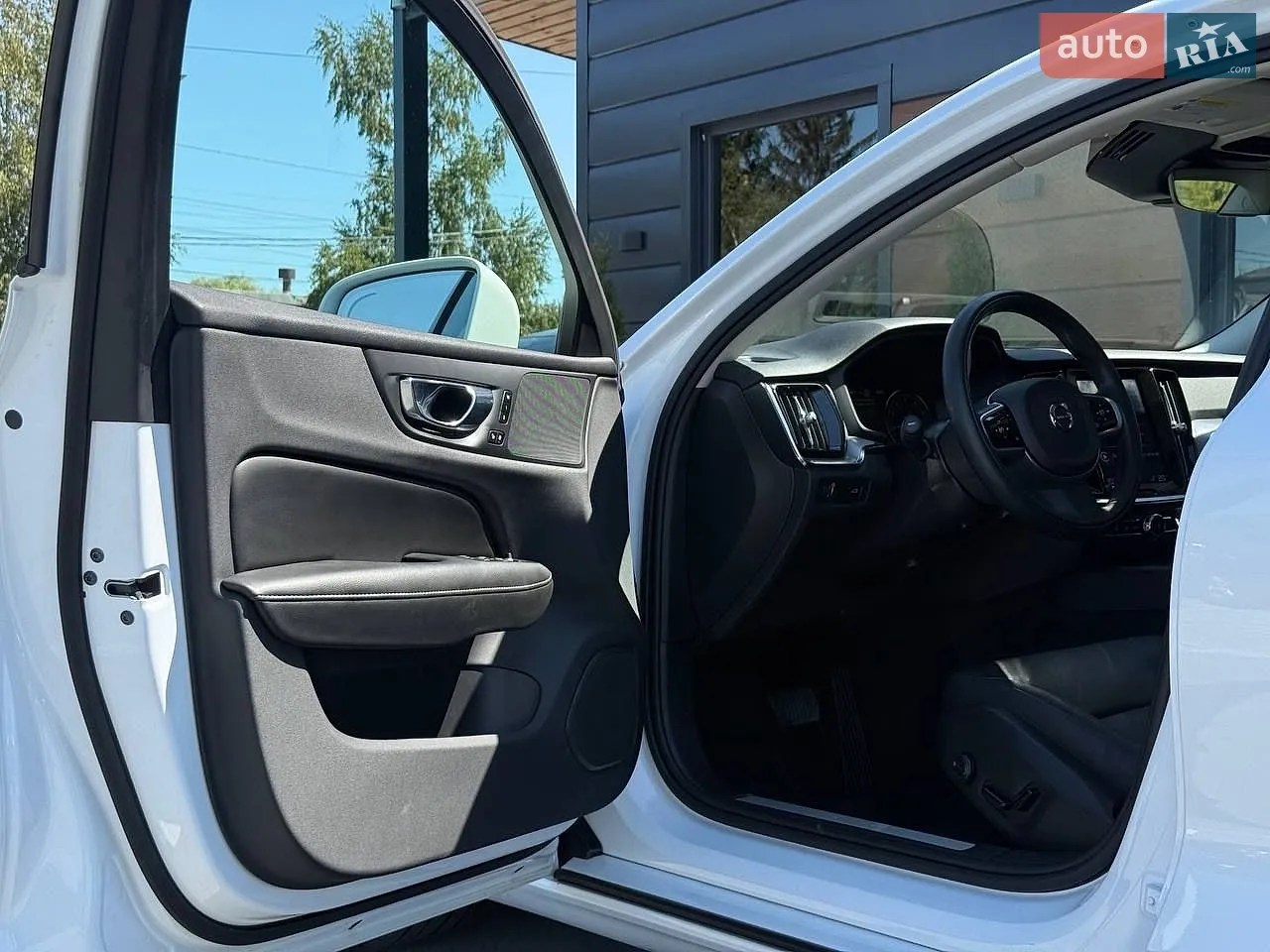 2019 Volvo S60 - мініатюра 17