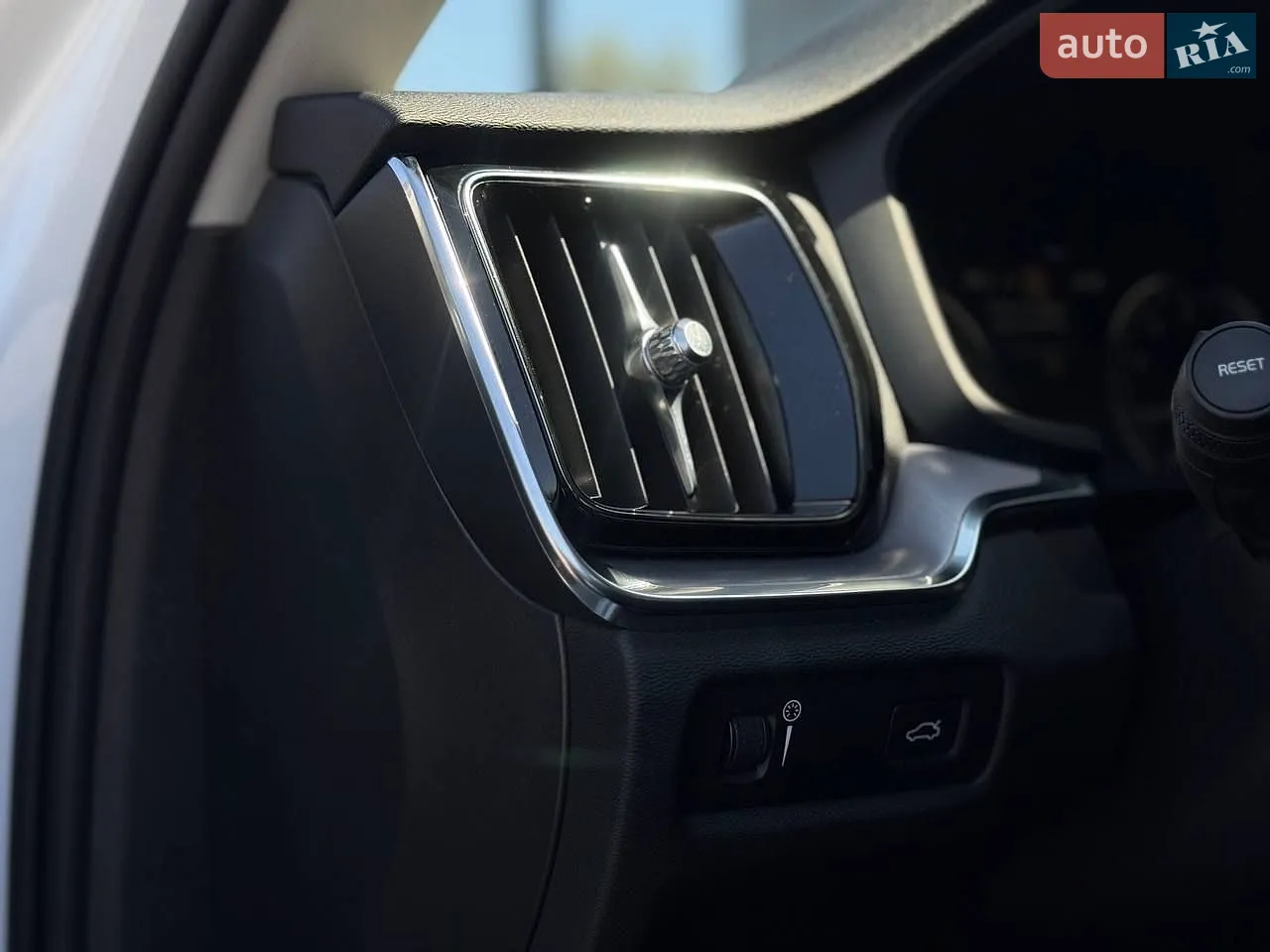 2019 Volvo S60 - мініатюра 23