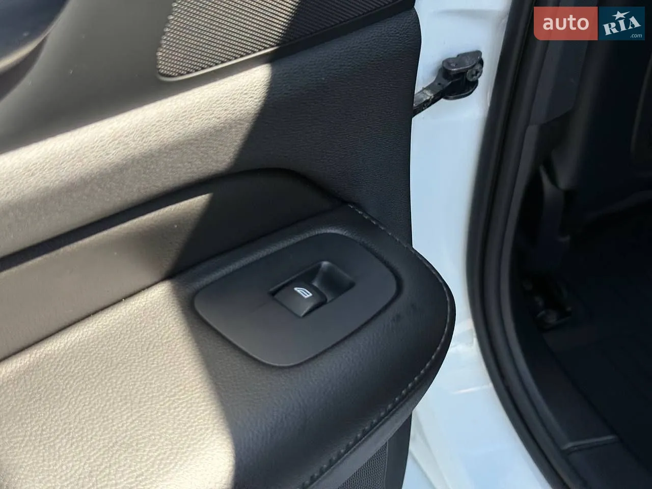 2019 Volvo S60 - мініатюра 36