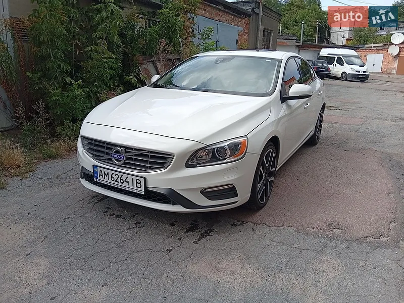 Volvo S60