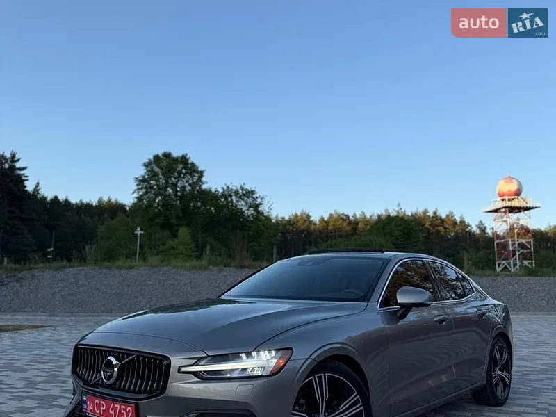 Volvo S60 2019