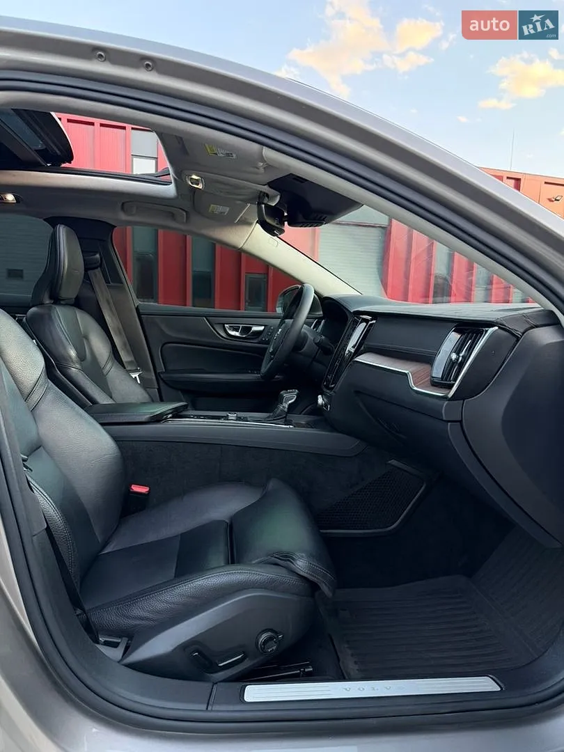 2019 Volvo S60 - мініатюра 19